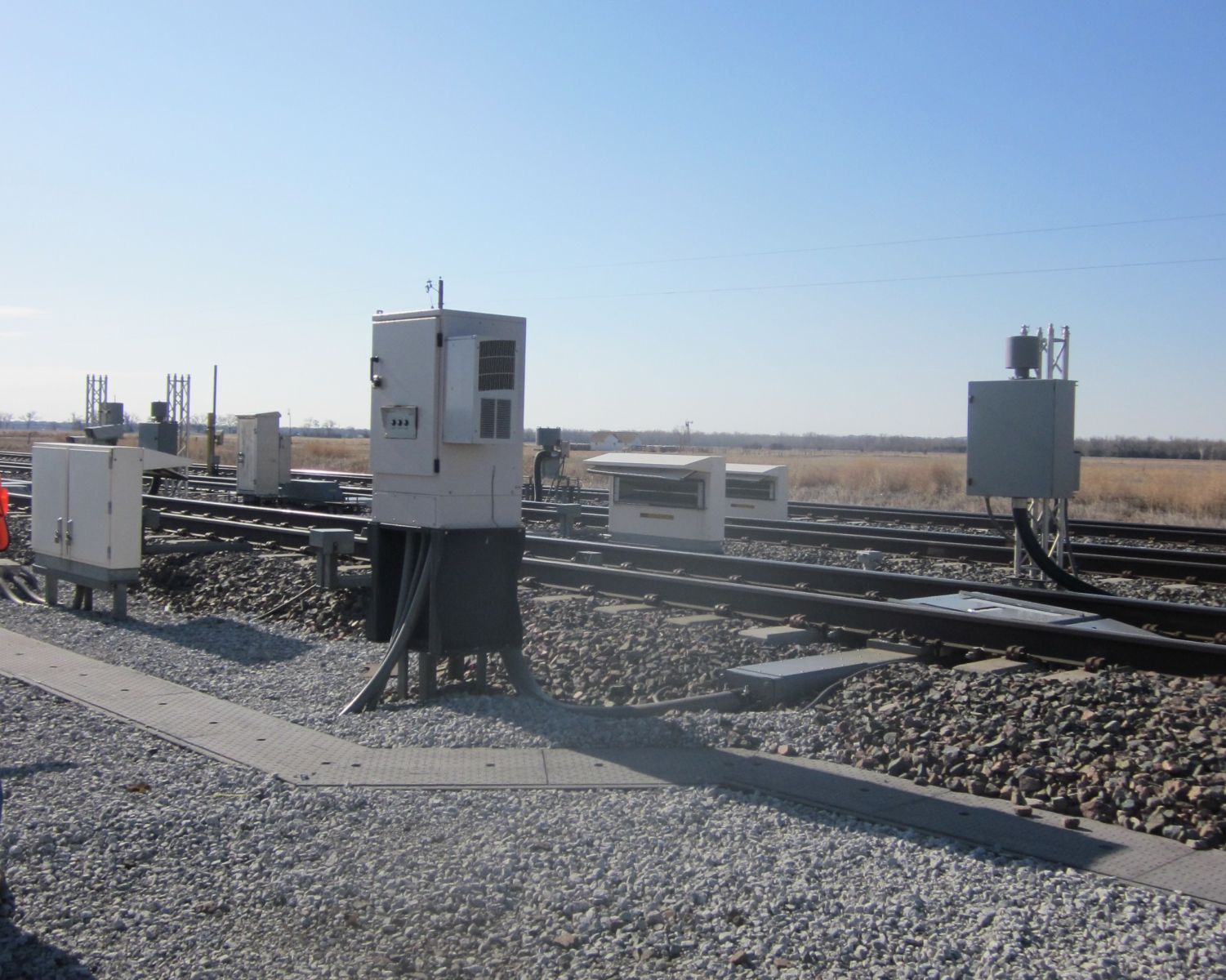 sfx17 outdoor enclosure trackside in positive train control application
